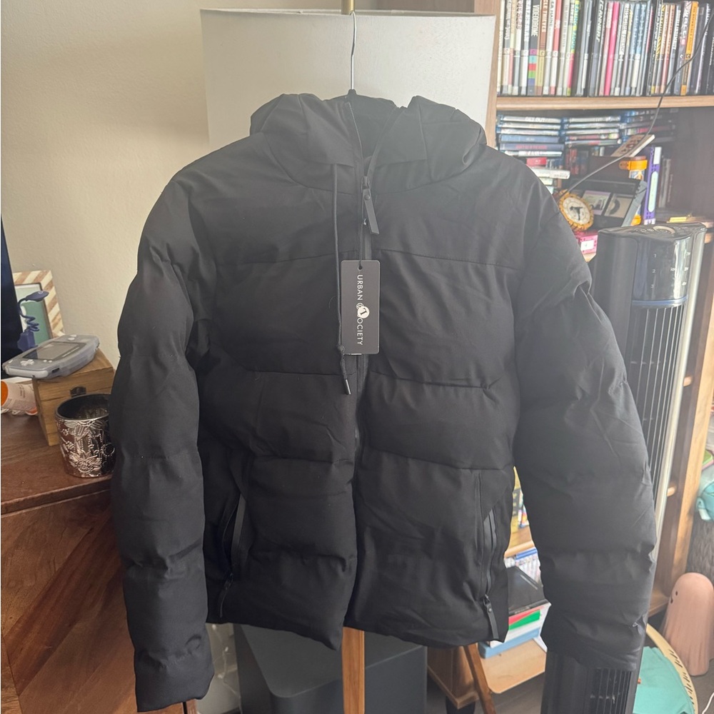 Black Hooded Puffer Jacket - Snowboard / Snow - Urban Society - Large - NWT